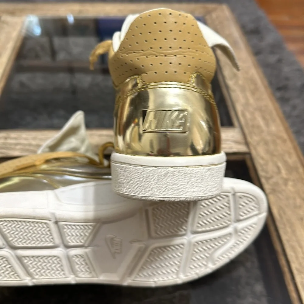2014 NIKE Tiempo 94 Mid SP Liquid Gold Sneakers - Picture 7 of 9